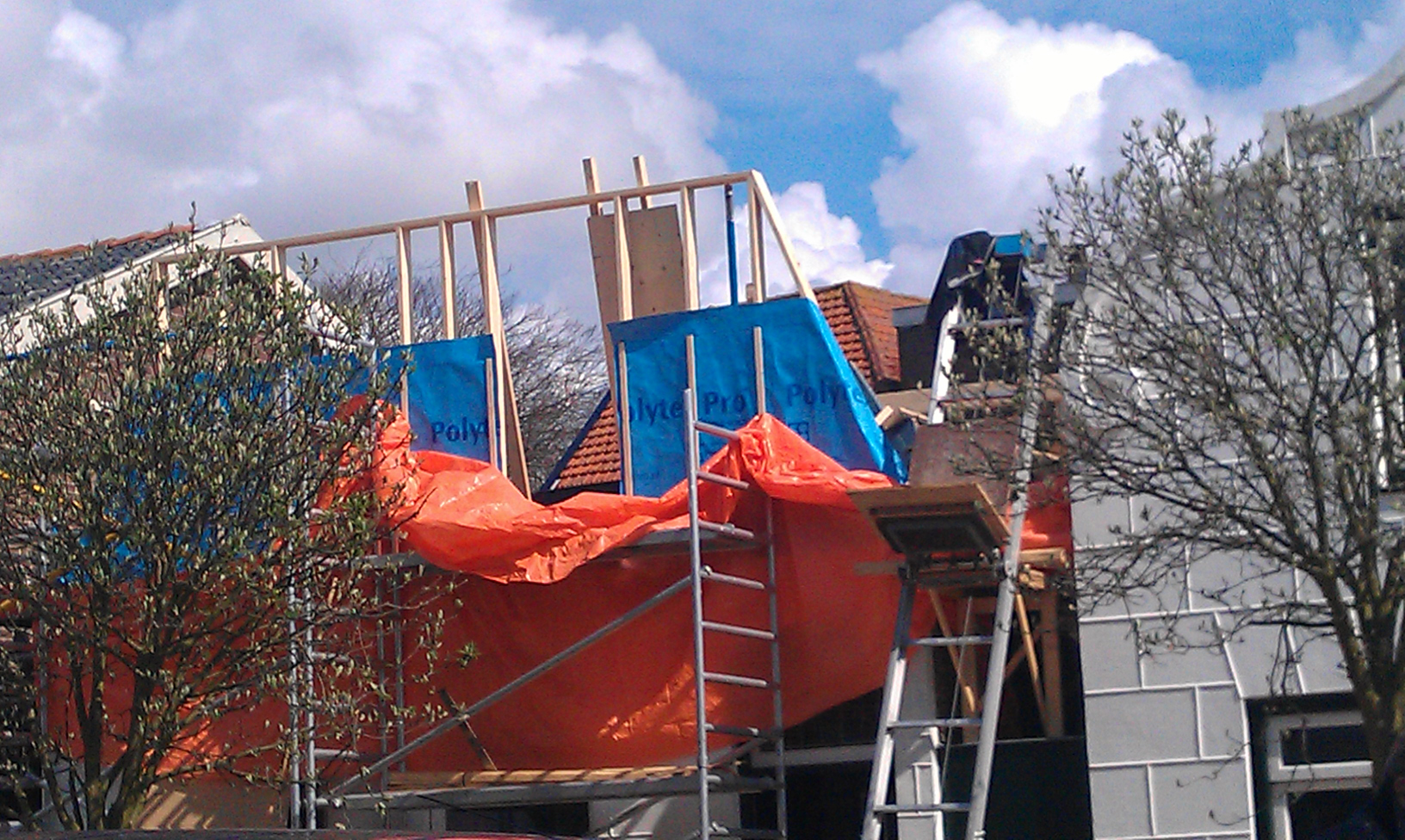 Kap renovatie Texel aangenomen door Marangos Houtbouw, Apollo timmerwerk en HS Werken